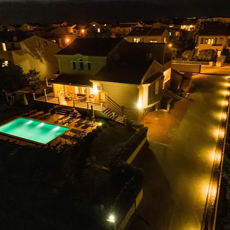 In Mit Privatem Pool *