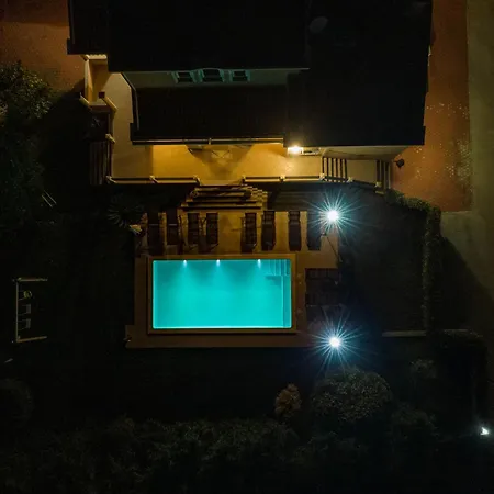 In Mit Privatem Pool